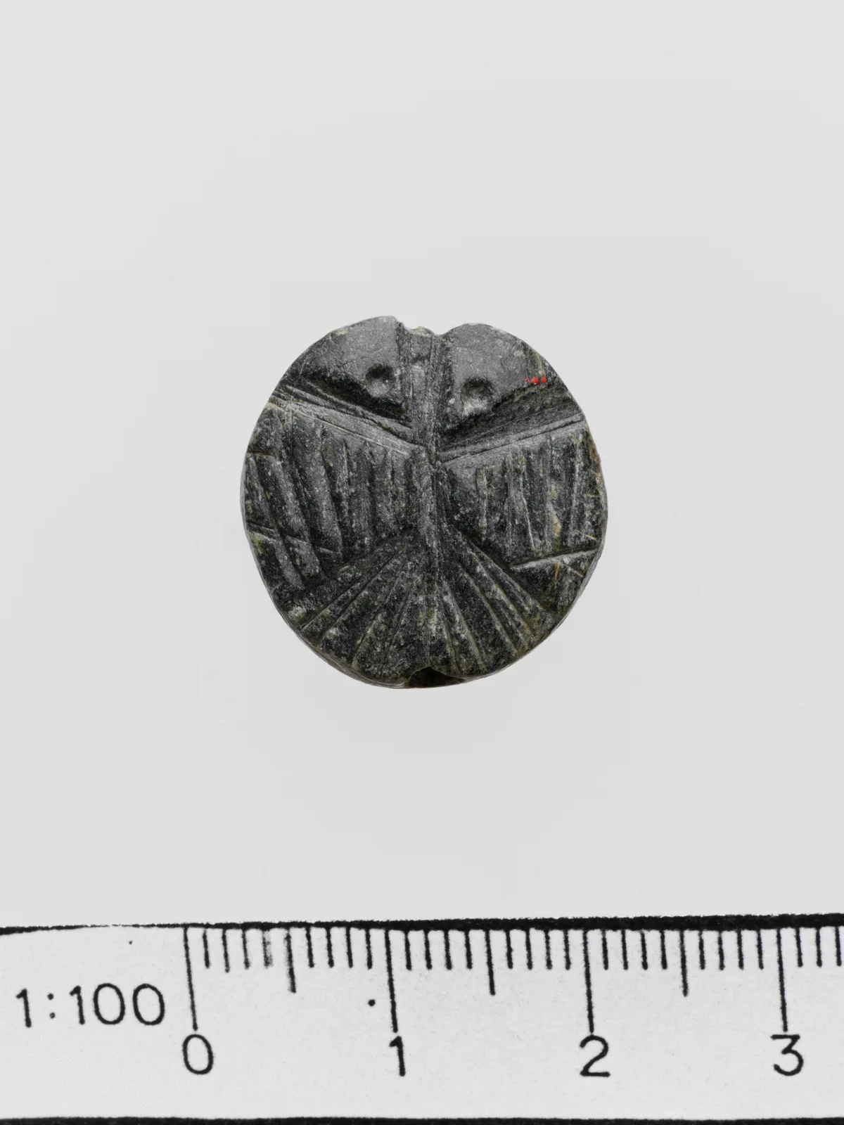 Steatite lentoid seal