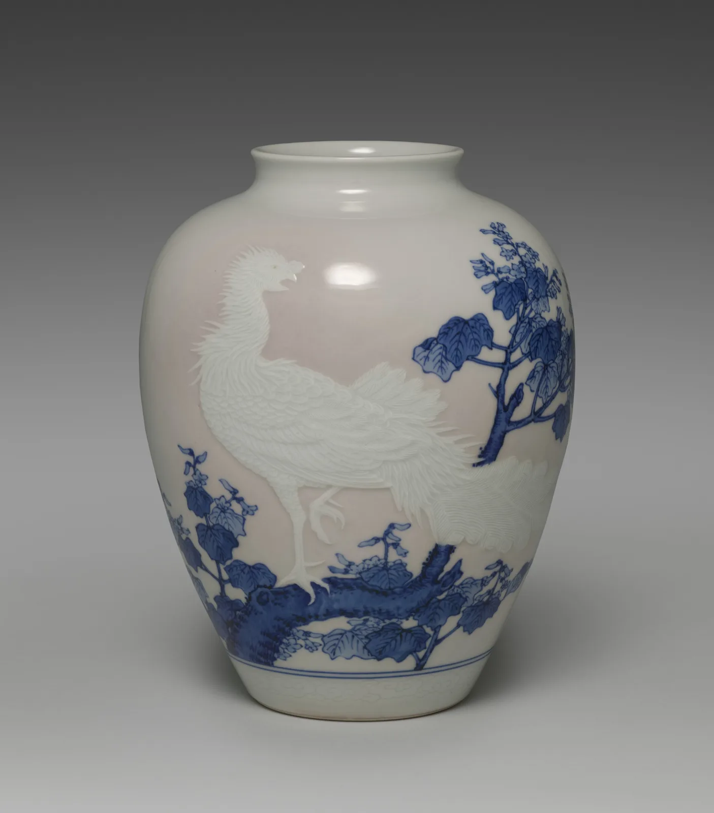 Flower Vase with Phoenix in Paulownia
