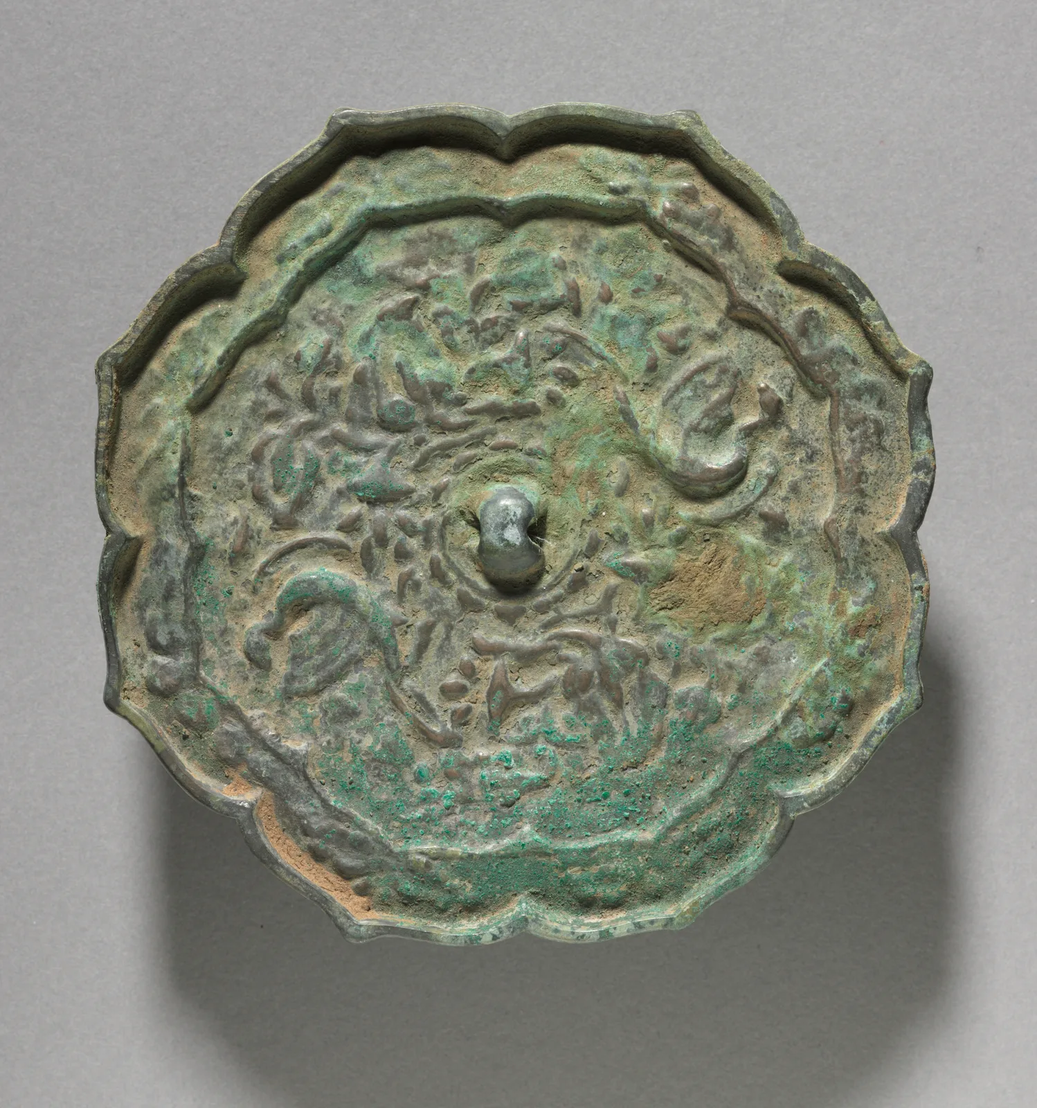 Eight-foiled Mirror with Flower and Phoenix Design